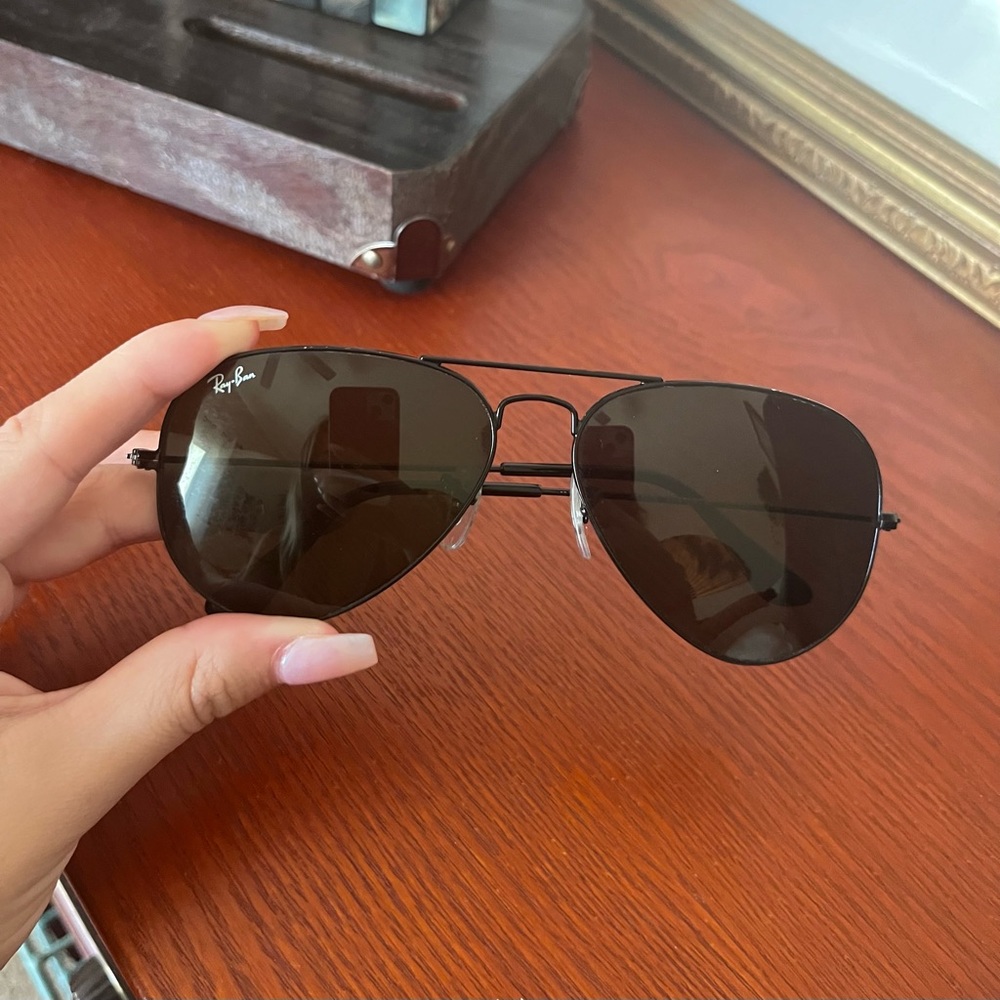 Ray Ban Aviators - Black